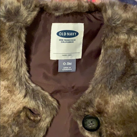 New without tags Baby Gap fur vest - Picture 2 of 2